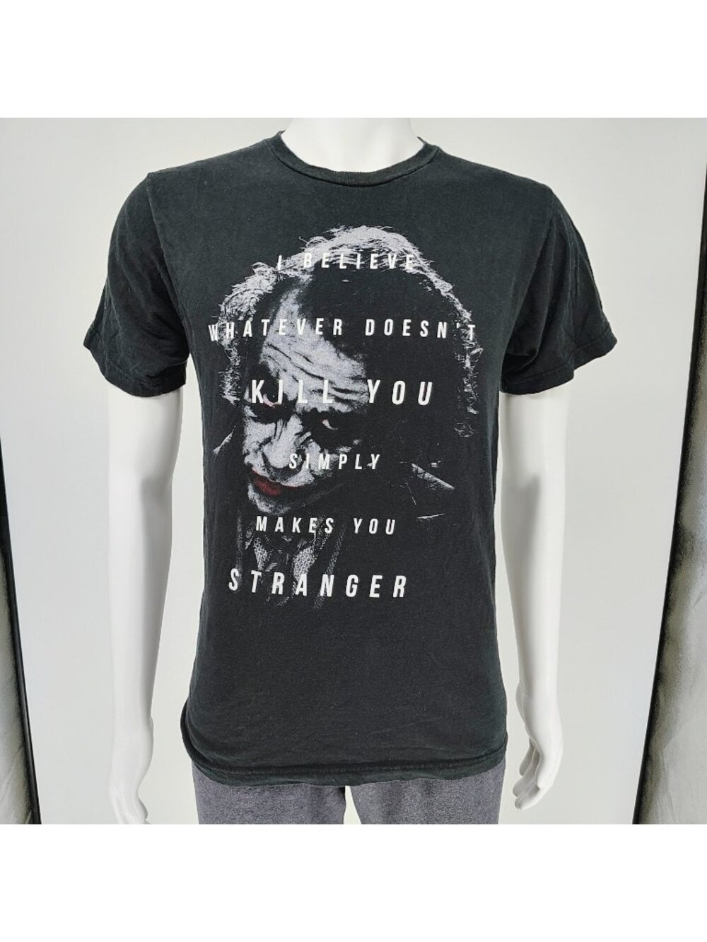 Batman The Dark Knight Heath Ledger "I Believe..." Black Graphic T-Shirt (M)